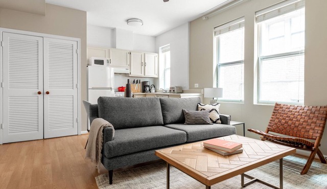 Smart Dupont Circle 1BR nr. U Street, Metro & Glen’s Mkt by Blueground