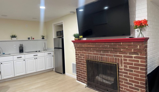 Soothing 1-bedroom apartment in welcoming Bethesda nr Metro & NIH