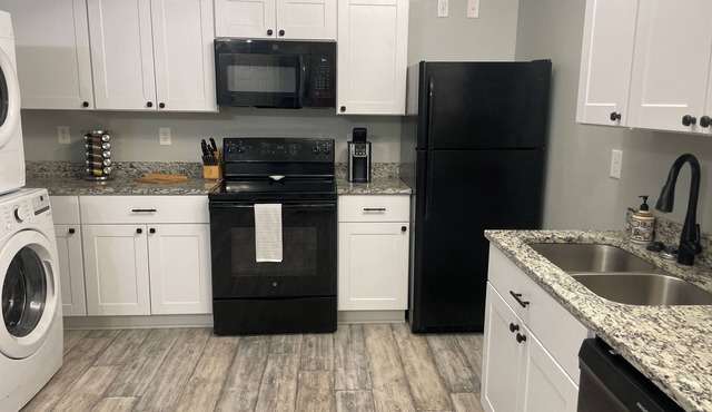 Spacious 1-bedroom apartment in lovely Apex with theater room