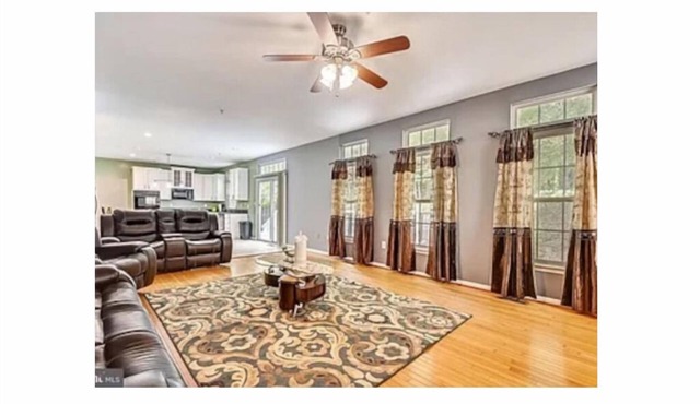 Spacious 5-bedroom house in tranquil Fort Washington with AC