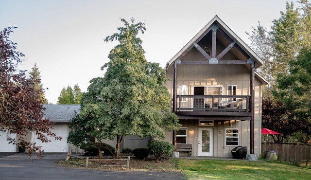 Spacious centrally located farmhouse with stunning views, large yard, firepit