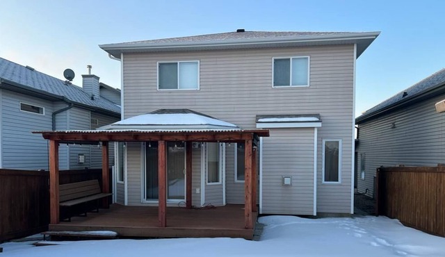 Spacious Executive Home 4BR 3BA Fully Equipped