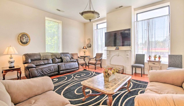 Spacious Springfield Apt < 4 Mi to Downtown!