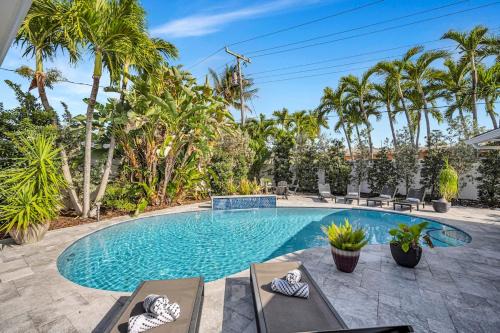 Spacious Villa for 15 w Pool & Outdoor Oasis