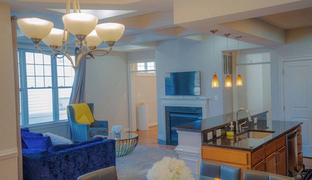 Stay Together Near DC - Spacious 5BR Home Sleeps 16+