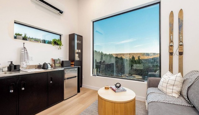 STOKE Pod tiny cabin with epic view