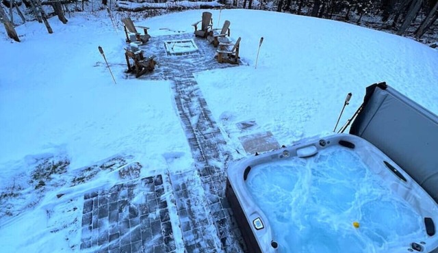 Stratton Mountain Home - Hot Tub, Sauna, Fire Pit, & MORE!