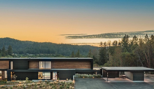 Stunning natural setting just minutes from Calistoga, in the Napa Valley