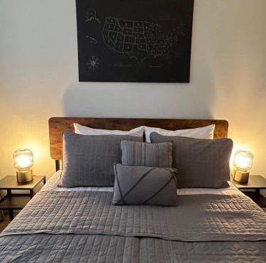 Stylish Studio in Columbia City Seattle