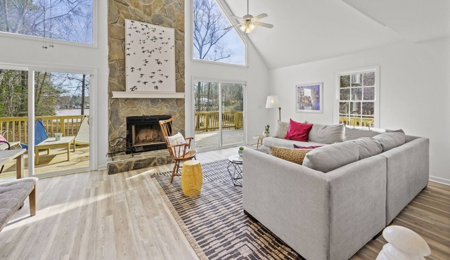 Stylish Updated Lakefront A-Frame Cottage