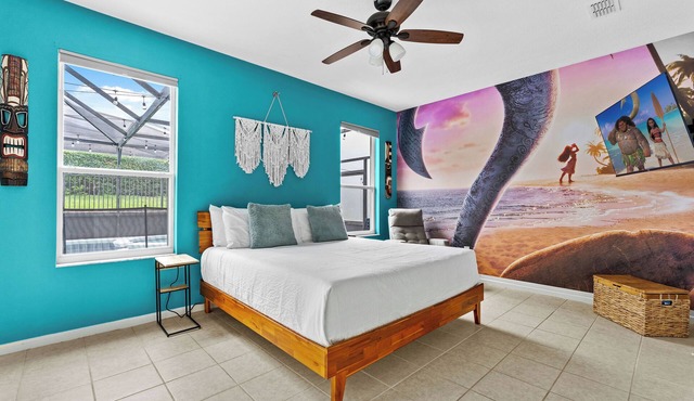 Sun Palm Paradise Sleeps 14 Near Disney!
