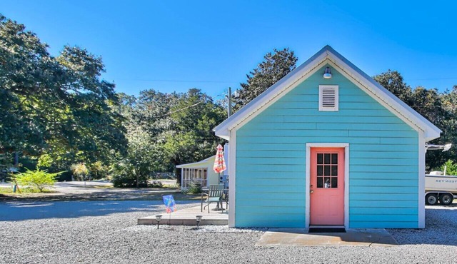 Sunnyside Inlet Cottage