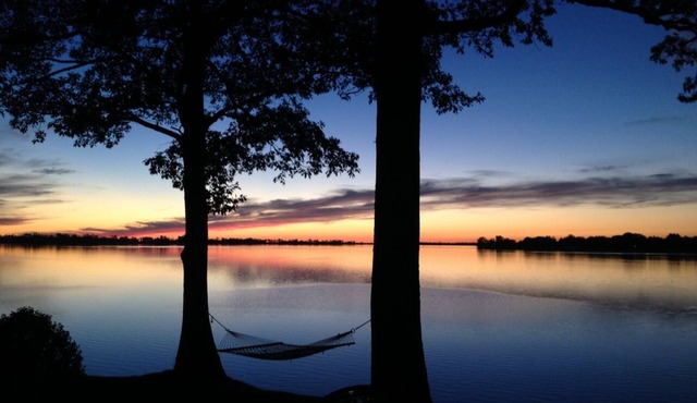 Sunset Escape On Westlake. This B&B offers 2 suites that are rented separately.