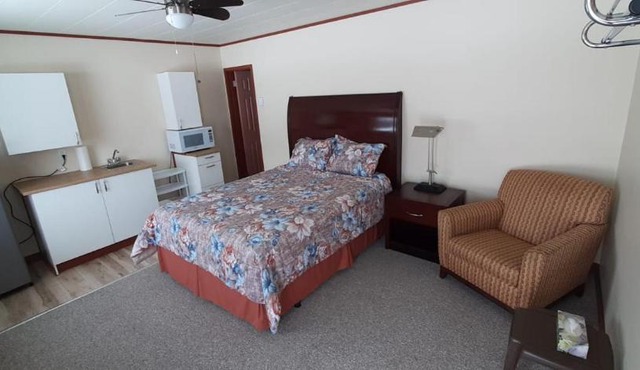 Super Nights Inn