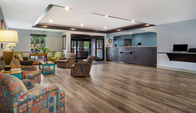 SureStay Plus Hotel by Best Western Tarboro