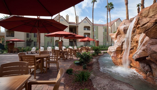The desert club resort offers the best of both worlds.