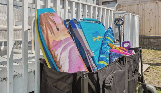 The Sea Sharp - Hampton Beach - 4 min walk to North Beach - Free Parking! in Hampton