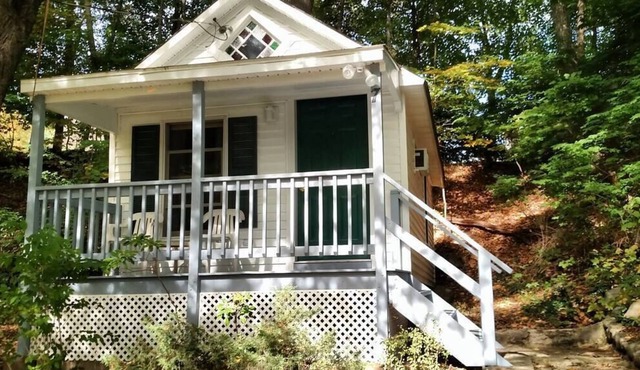 The Tree House (Cottage 7)