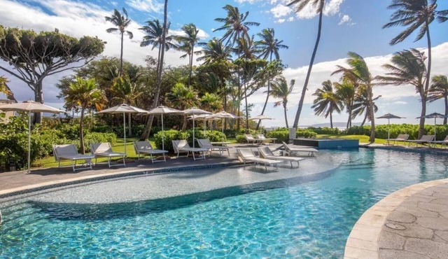 Three-Bedroom Premier Penthouse Suite with Ocean View