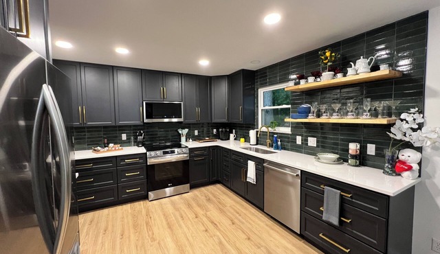 Timber-Comfortable 3b/3b Gem w/basement Near Summit Park