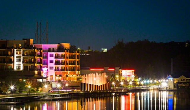 Top Branson Vacation Resort. Stormy Point Village 2BDR/2BA Cottage