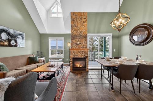 Top Floor with Loft | Pool | Mountain Views (NEW LISTING!)