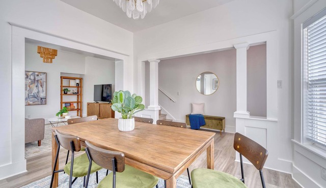 Victorian Vibes 3BR Steps to Mississippi
