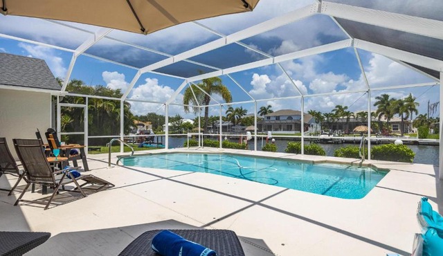 Villa Chillax N' Waterways - Cape Coral - Roelens Vacations