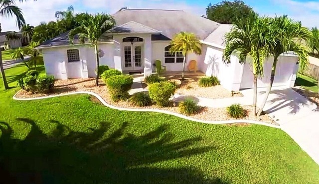 VILLA PALM ISLAND - Dream villa in an exclusive location - large pool - south-facing