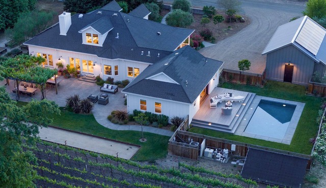 Vineyard Farmhouse- Modern Farmhouse with Vineyard views
