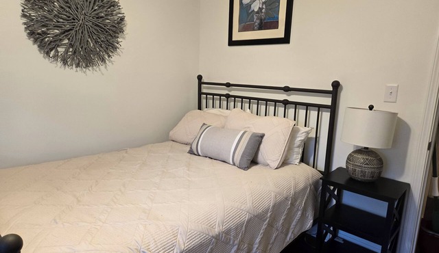 Walk to Downtown Athens and UGA North Campus from this lovely Bedroom Suite!