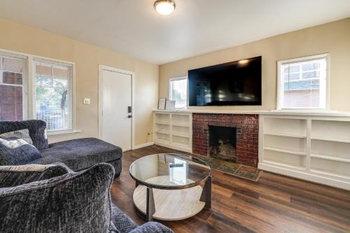 Walkable Phoenix 2-Unit Hub Near Chase Field!