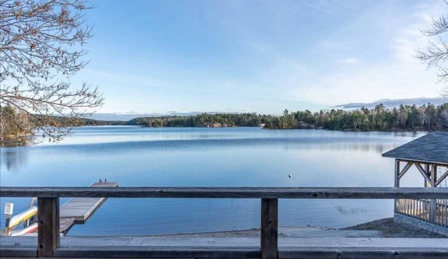 Waterfront Cottage with HotTub! Next to OFSC trails