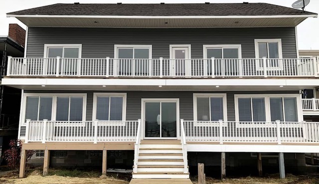 Waterfront Cottage with Private Dock on Chesapeake Bay, Norfolk, Virginia