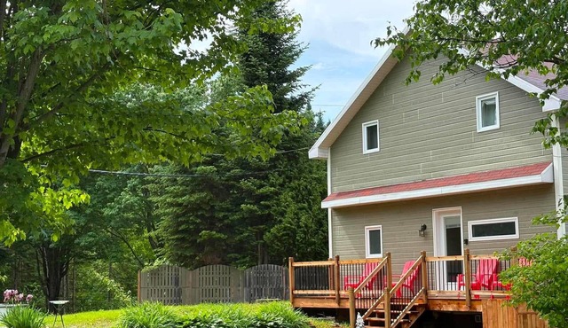 Waterfront, Nature & Adventure | Lac Jeannot