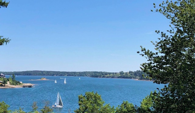 Welcome to Rosecliff, our Mahone Bay oceanside cottage!