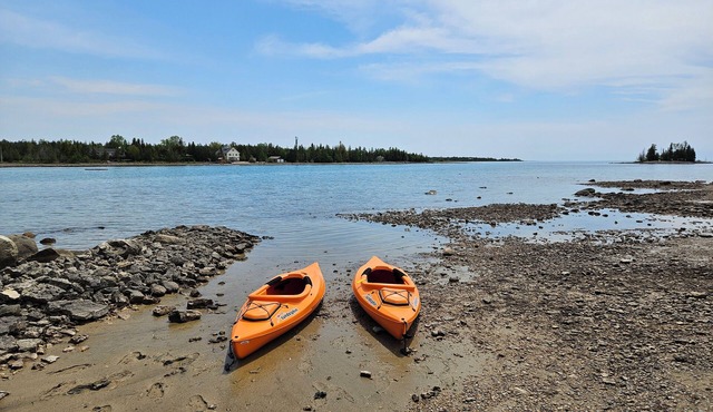 Welcome to The Dorcus Bay Retreat! Discover Tobermory at its finest.n