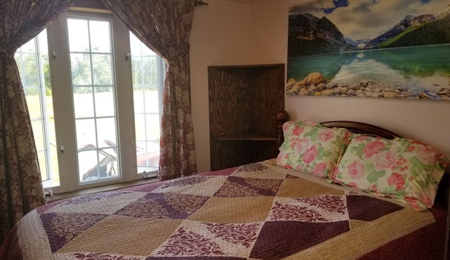 Welcome🌞1 bedroom apartment in the house, up to 2 guests, with nature around