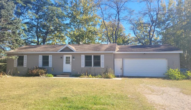 White Birch - Riverfront and Newly-Remodeled!