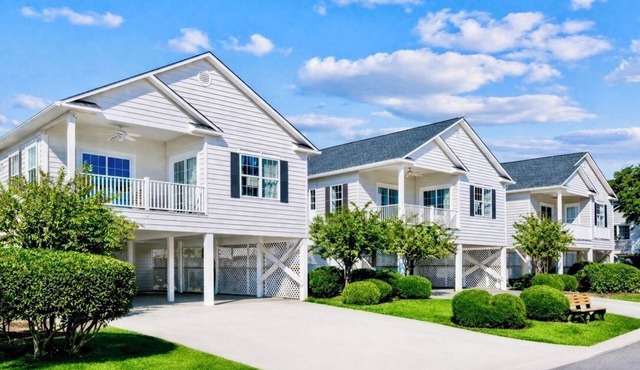 Wyndham at The Cottages - 3BR Suite - Sleeps 10 - Resort Pools, & Beach Access