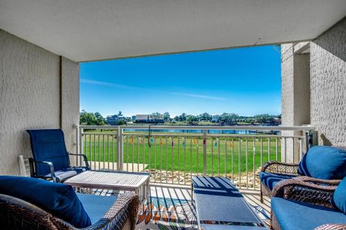 Yacht Club Villas 2-102B