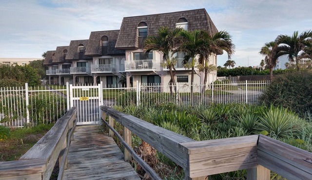 You've FOUND IT! Cocoa Beach by THE PIER - 2 Bed, 2 Bath Townhouse Style Condo