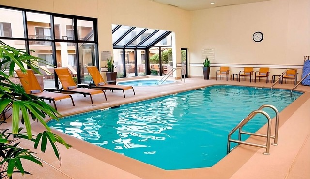 Your Home Away From Home! Pet-Friendly, Near Seattle Asian Art Museum