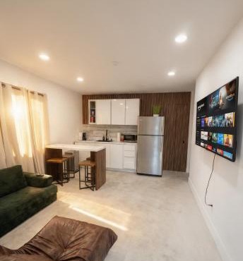 Zonn Villas 4BR Pool Home Near Hard Rock