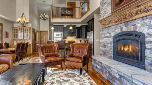 1273 Stillwater Shores