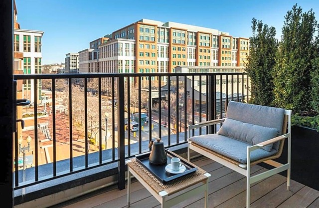 4-Star Hotel ∙ Thompson Washington D. C.
