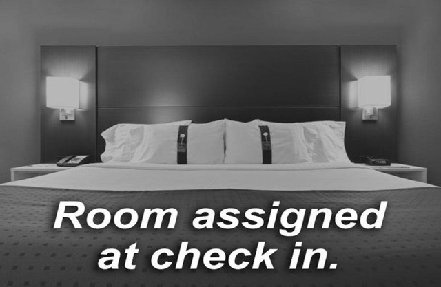 Holiday Inn Express La Ihg Hotel 