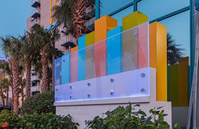 Myrtle Beach | Oceanfront Escape | Pool & Beach