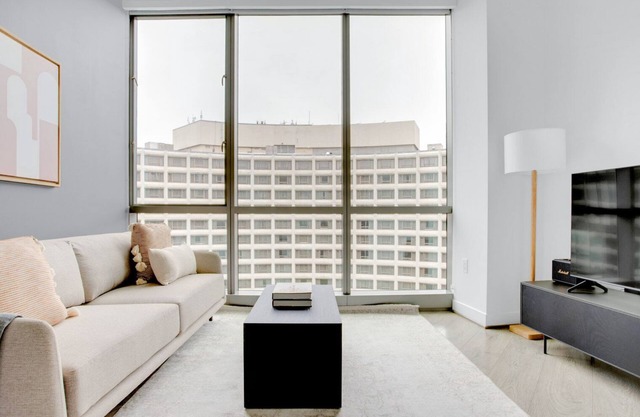 Sleek Dupont Circle 1BR w/ Gym & W/D, 3 blocks to U St, by Blueground