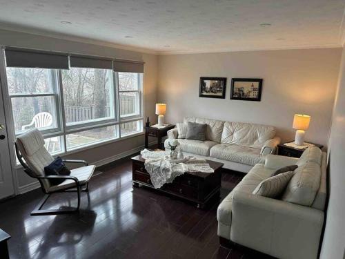 Streetsville Villa | Family comfort home